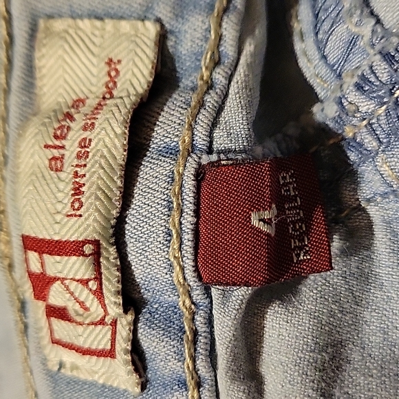 Girl's Lei Alexa Low-rise Slimboot Lt Blue Jeans Rhinestones Embroider Sz 4 - Picture 7 of 10